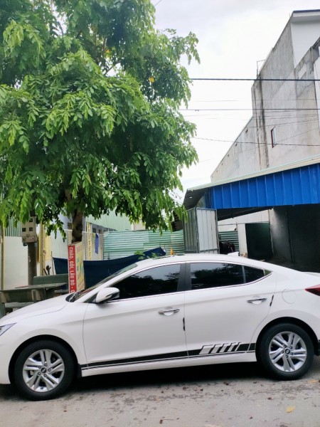 Đất Thuận An, Ngay ngã tư Miếu Ông Cù, sát chợ, đường nhựa 13m, sổ đỏ chính