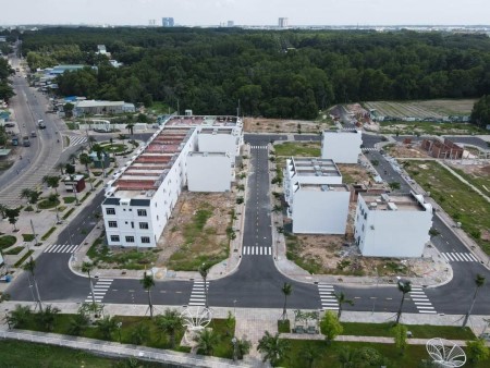 Bán đất sổ sẵn ngay mặt tiền khu công nghiệp, sổ hoàn công, công chứng sang tên ngay