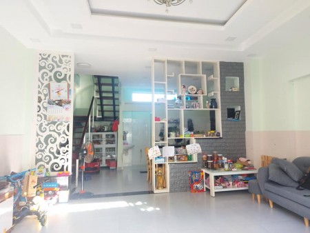 Bán nhà Thạnh Lộc Quận 12 thông số ĐẸP, Ngay cầu vượt Ngã tư Ga, công chứng ngay