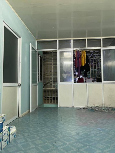 Bán đất tặng nhà dt 47m2, giá 2x tỷ, Lĩnh Nam Hoàng Mai ngõ thông ô tô tránh
