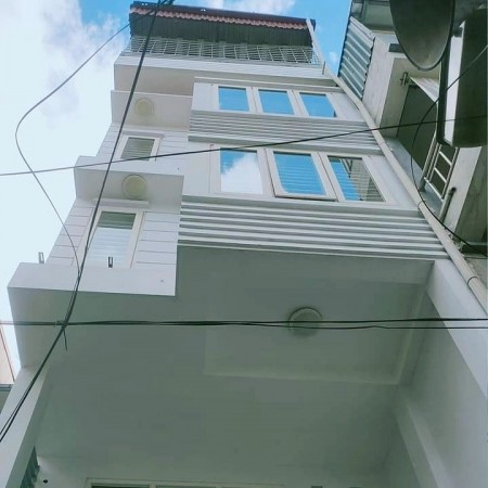 Nhà đẹp Võ Chí Công 3 mặt thoáng ở sướng, gần phố giá chỉ 5.15 tỷ, dt 44m2, 6 tầng