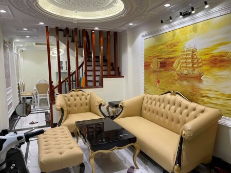 Bán Ô tô tránh, diện tích sử dụng 45m2, kinh doanh, Phạm Ngọc Thạch, Quận Đống Đa