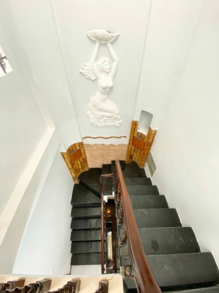 Bán nhà Lý Thường Kiệt, Quận 10, hẻm ôtô, dt 46m2, 3 tầng, giá 6.8 tỷ. liên hệ 0835936853.