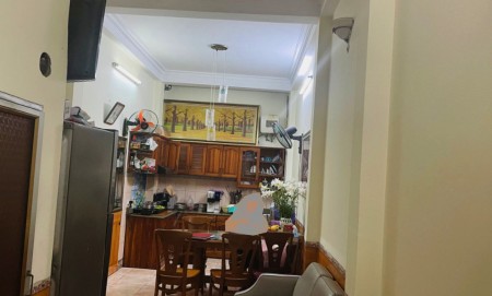 Bán nhà phố Nghĩa Đô 50m x 5 tầng, ô tô vào nhà, vỉa hè rộng KD, giá bán 6.88 tỷ