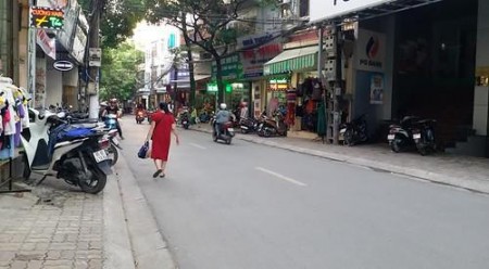 Đi đến slide 4