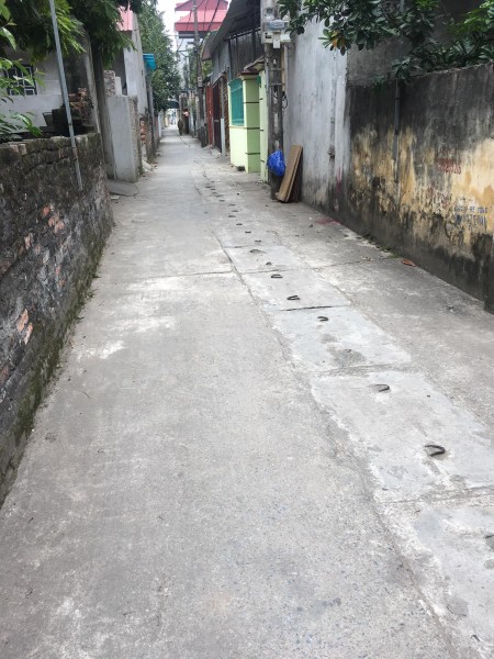 Bán nhanh mảnh đất 63m Làng Vàng Cổ Bi giá đẹp cho nhà đầu tư. 0983253436