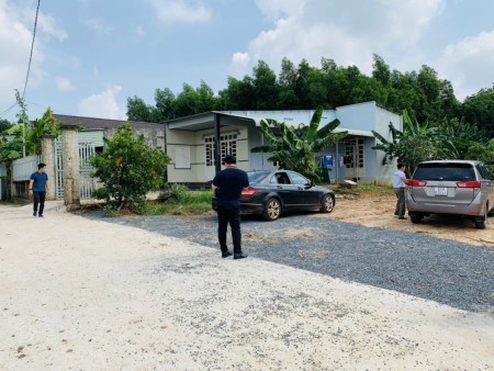 Còn 1 lô duy nhất, đất sào có 100m thổ cư giá cực rẻ, liên hệ ngay mùa dịch