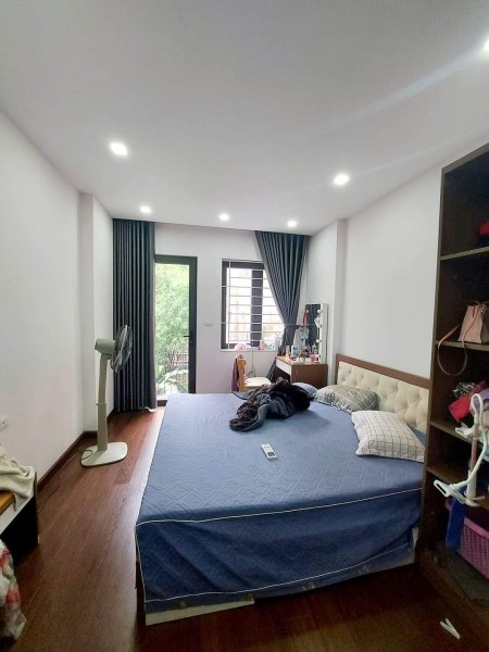 Chính chủ bán nhà 6 Tầng, thang máy, phân lô, gara, KD, phố Ngọc Lâm, Long Biên > 8 tỷ,0975299567.