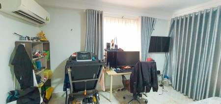 Bán nhà nguyên căn Quận 3 Lý Chính Thắng, 2 mặt tiền 4 chỗ đậu cửa, lh 0907234201