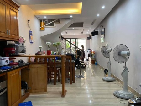 Bán nhà Trương Định, nhà đẹp lung linh, 50m*4T, 3 tỷ 650 triệu, 098.724.0775.