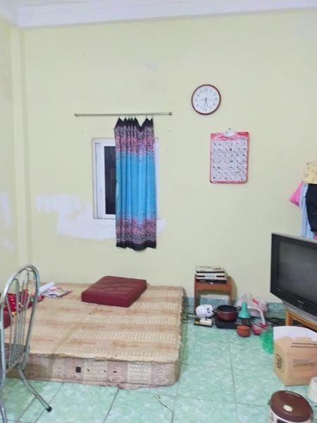 Bán nhà lô góc Kim Mã siêu rẻ dt 40m2, giá bán nhỉnh 3 tỷ, sổ đỏ cất két