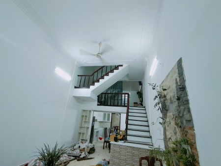 Thông số vàng Hoàng Mai mặt tiền khủng đẹp kiên cố ở luôn giá mùa dịch sổ đẹp