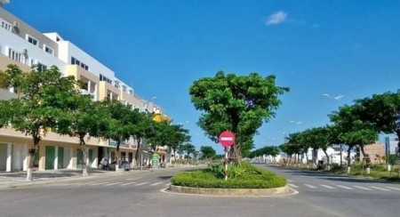 Bán đất trung tâm thành phố Đồng Xoài, có thổ cư, giá bán 450 triệu