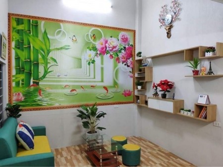 Nhà đẹp ở ngay,ô tô, gần phố, Trường Chinh, Quận Đống Đa dt 27m2, 3 tầng, giá 2.7 tỷ