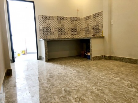 Nhà mới xây. Ngay cạnh ĐH Công Nghệ Thực Phẩm giá bán 4,3 tỷ, sổ hồng riêng