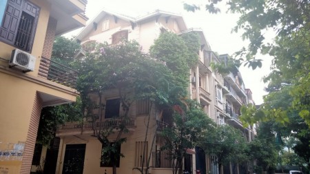 Cấn bán biệt thự lô góc tại khu đô thị Đại Kim Hoàng Mai, Hà Nội, dt 120m2, mt 8,5m, giá bán 17,5 tỷ