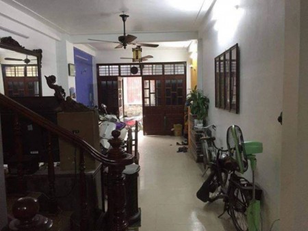 Bán Nhà Nở Hậu Nguyễn Trãi, Thanh Xuân Xây Mới Sổ Đỏ Chính Chủ, dt 40m2 5 tầng, giá 3.4 tỷ