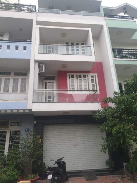 Bán nhà khu công viên Nam long Trần Trọng Cung Quận 7, liên hệ 0916990055