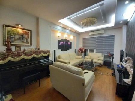 Bán nhà kiệt tác Đống Đa diện tích sử dụng 50m2, 6 PN, giá bán chỉ hơn 5 tỷ