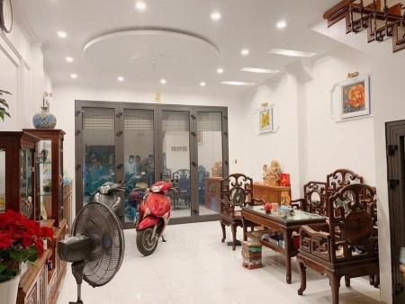 Xuân Đỉnh lô góc 3 thoáng ở ngay nhỉnh 3 tỷ 37m2 liên hệ chính chủ 0983753389