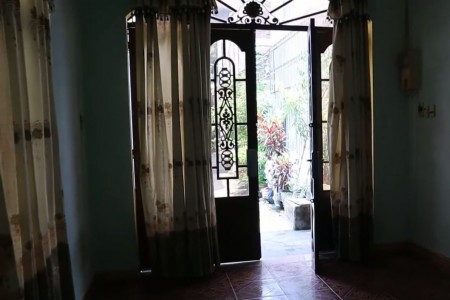 Bán nhà diện tích 90m2, Hẻm Xe Hơi, Quận Tân Phú Giá bán chỉ 4 Tỷ