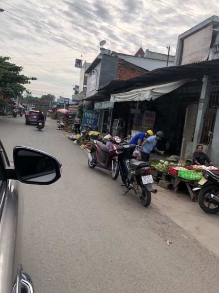 Kẹt vốn xây nhà dưới Bình Dương bán gấp 1 sào đất ngay trung tâm xã Bàu Cạn Long Thành