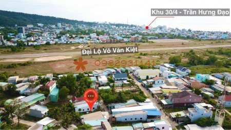 Đi đến slide 8
