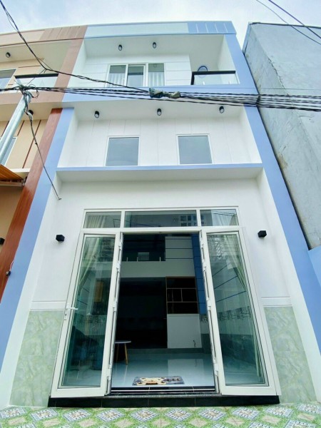 Bán nhà nguyên căn 1 trệt, 1 lầu ngay trung tâm Quận Ninh Kiều, nhà mới xây 100%