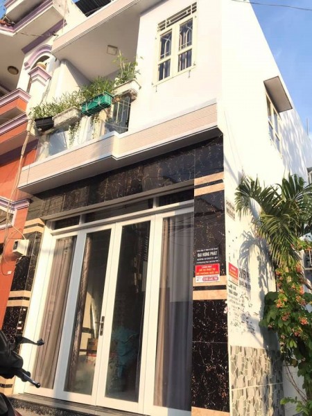 Bán nhà Bình Long, Bình Tân, dt 4x10m, giá 3 tỷ 800 triệu, LH 0794722843