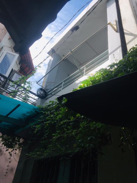 Bán nhà đường Nguyễn Oanh hẻm thông trông thấy cuối đường dt 21m2 giá bán chỉ 1,75 tỷ