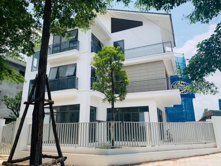 Biệt thự Sol Lake Villa, CĐT Nam Cường, CK8%, LS0%-18T, công viên 6ha, ngã 4 Vành đai 4-Tố Hữu