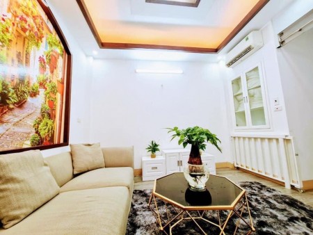 Cần bán nhà phố Kim Ngưu dt 36m2, 5 tầng, 3 pn, ngõ thoáng, gần phố giá 3.1 tỷ, lh 0394357733.