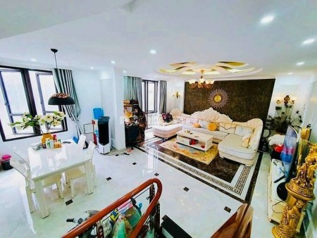 Bán nhà trung tâm Đống Đa, Hào Nam thoáng trước sau dt 51m2 giá 3.9 tỷ