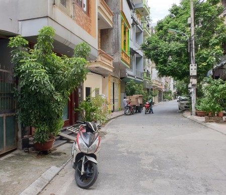 Bán nhà view cầu Vĩnh Tuy, phố Đàm Quang Trung, Long Biên, dt 36m2, 5 tầng, giá 3.1 tỷ