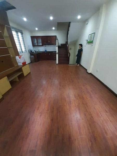 Trung Tâm Thanh Xuân, Ngõ Thẳng Gần Phố, Lô Góc 2 Mặt Ngõ, 40m2*5T, Bán Nhà Quan Nhân