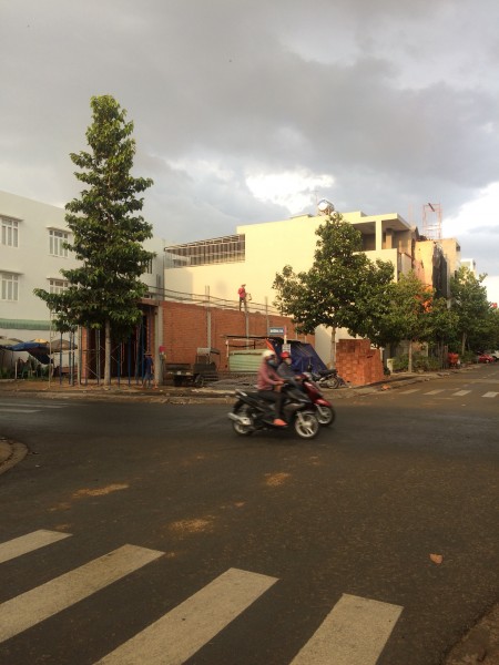 Đi đến slide 2