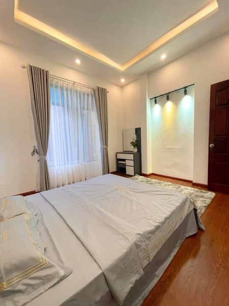 Đi đến slide 4