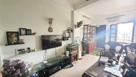 Bán nhà Trung Kính, ôtô, kinh doanh DT 55m x 4 tầng x MT 6.7m giá 10.8ỷ.