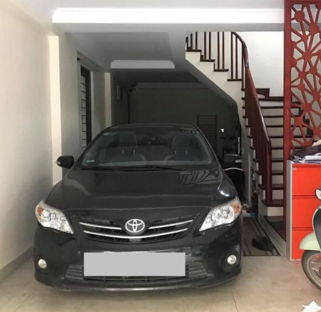 Bán nhà Nam Từ Liêm, gara ô tô tặng nội thất kd, dt 60m2, 5 tầng, mt khủng, giá 7.8 tỷ