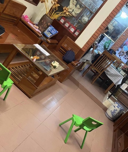 Tôi cần bán nhà ngay Phố Nguyễn Văn Cừ, sổ đỏ nét pháp lý chuẩn, giá 4.65 tỷ
