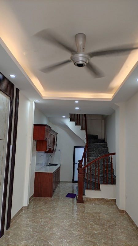Bán nhà Vĩnh Hưng Hoàng Mai, siêu đẹp 5 tầng lô góc 3x tỷ, ô tô đỗ ngõ thông, lhcc