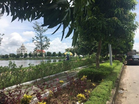 Đi đến slide 2