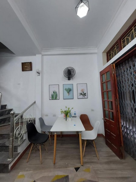 Nhà Đẹp Lê Trọng Tấn, diện tích sử dụng 30m2 mặt tiền 4m, giá bán 2,75 tỷ