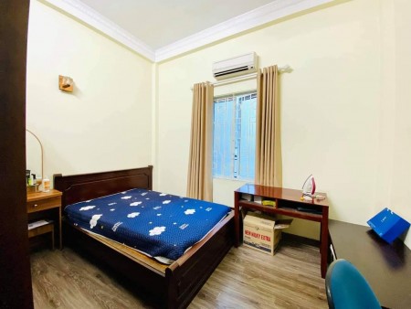 Bán nhà Quan Nhân, Thanh Xuân, dt 60m2, 4 tầng, nhà đẹp, lô góc, giá 6,8 tỷ