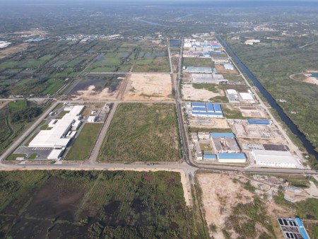 Khu công nghiệp Tân Đức (Đức Hòa Hạ, Đức Hòa, Long An, VN) cho thuê đất, văn phòng, nhà xưởng