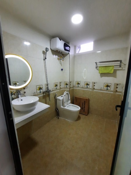Siêu phẩm nhà 4 tầng Khu ĐTM Cát Bi giá 4,5 tỷ, xây 4 tầng kiên cố, cấu trúc công năng đầy đủ