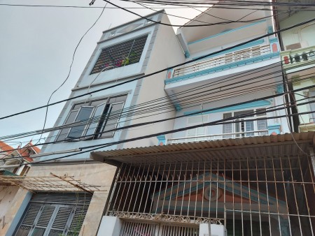 Bán nhà Khương Trung, ngõ xe tải, xe hơi vào nhà, kg tốt, diện tích 34m2, giá 3.99 tỷ