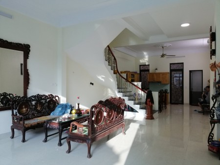 Bán nhà 4 tầng PL ô tô tránh ngõ 310 Nghi Tàm DT 100m2 giá 14,8 tỷ. LH 0912442669