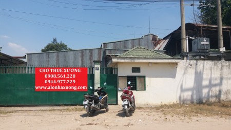Cho thuê nhà xưởng nằm đường Hiệp Thành 13, Quận 12 dt: 1200m2 lh 0908.561.228