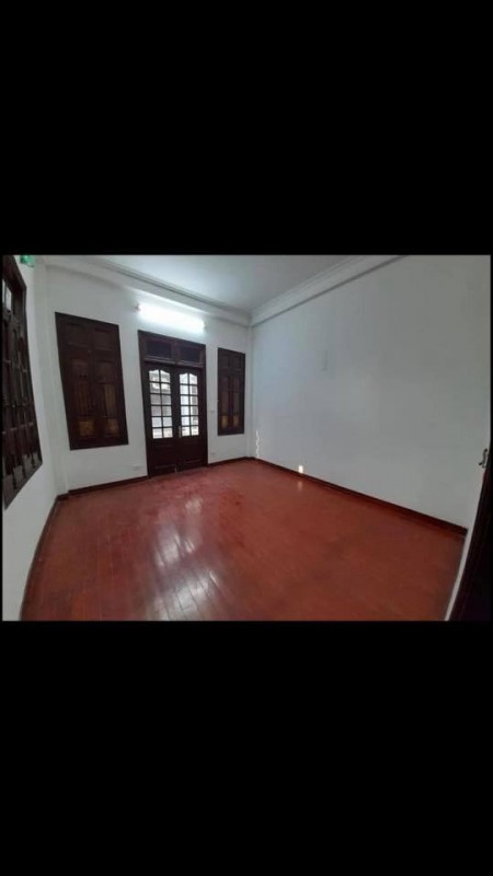 Bán nhà nguyên căn Âu Cơ siêu đẹp dt 52m2, 5 tầng, 2 mặt thoáng, giá đẹp với khách